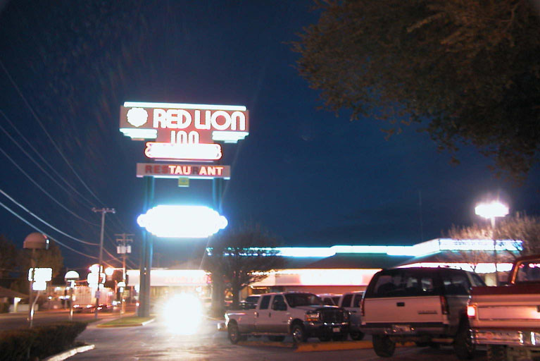 Red Lion2